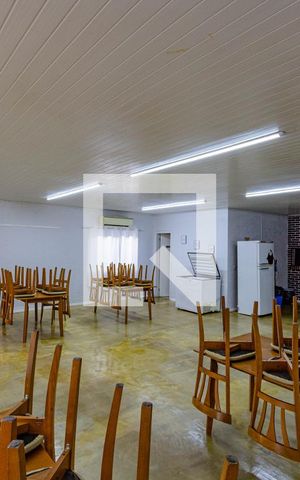 Casa de condomínio à venda com 110m², 3 quartos e 3 vagas Casa de condomínio à venda com 110m², 3 quartos e 3 vagasÁrea comum - Salão de festas