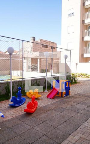 Apartamento para alugar com 47m², 2 quartos e 1 vaga Apartamento para alugar com 47m², 2 quartos e 1 vagaÁrea comum - Playground