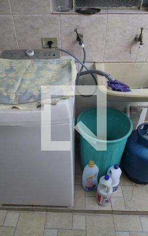 Casa para alugar com 152m², 3 quartos e sem vagaLavanderia