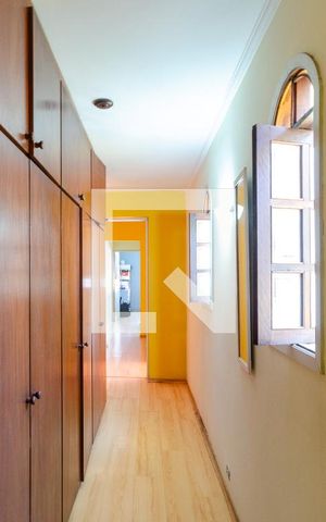 Casa à venda com 194m², 3 quartos e 2 vagas Casa à venda com 194m², 3 quartos e 2 vagasÁrea comum