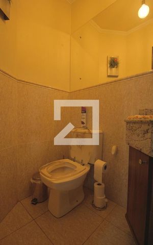 Casa à venda com 344m², 3 quartos e 4 vagasLavabo