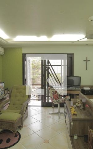 Casa à venda com 344m², 3 quartos e 4 vagasSuíte