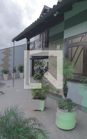 Casa à venda com 344m², 3 quartos e 4 vagasÁrea externa