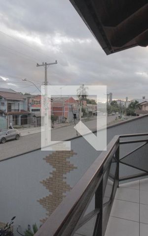 Casa à venda com 344m², 3 quartos e 4 vagasSacada 1