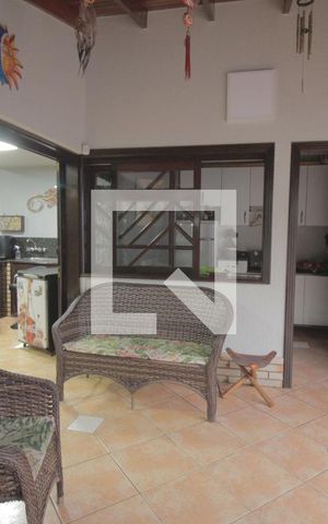 Casa à venda com 344m², 3 quartos e 4 vagasLavanderia