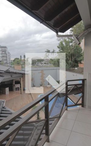 Casa à venda com 344m², 3 quartos e 4 vagasSacada 