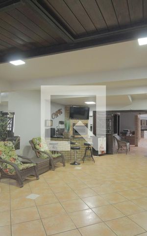 Casa à venda com 344m², 3 quartos e 4 vagasGaragem