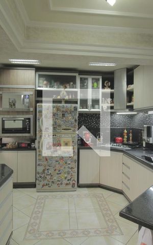 Casa à venda com 344m², 3 quartos e 4 vagasCozinha