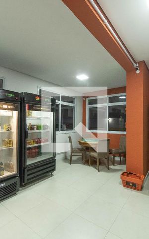 Apartamento à venda com 66m², 2 quartos e 2 vagas Apartamento à venda com 66m², 2 quartos e 2 vagasMercado