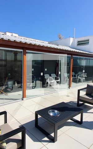 Apartamento à venda com 300m², 3 quartos e 3 vagas Apartamento à venda com 300m², 3 quartos e 3 vagasCobertura