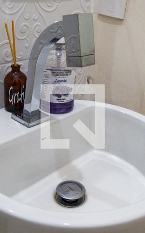 Casa para alugar com 300m², 3 quartos e 4 vagasLavabo