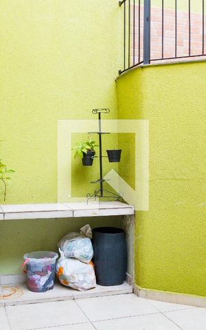 Casa para alugar com 300m², 3 quartos e 4 vagasQuintal