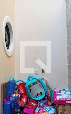 Casa para alugar com 300m², 3 quartos e 4 vagasJardim de Inverno
