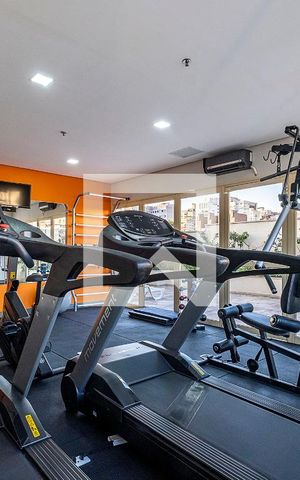 Studio para alugar com 27m², 1 quarto e 1 vaga Studio para alugar com 27m², 1 quarto e 1 vagaAcademia