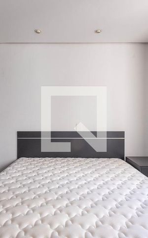 Studio para alugar com 27m², 1 quarto e 1 vaga Studio para alugar com 27m², 1 quarto e 1 vagaStudio