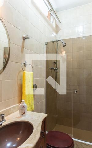 Apartamento à venda com 130m², 3 quartos e 1 vagaBanheiro 2