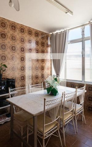 Apartamento à venda com 130m², 3 quartos e 1 vagaCopa