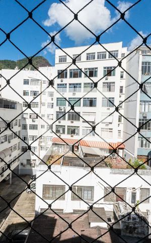 Apartamento à venda com 130m², 3 quartos e 1 vagaVista