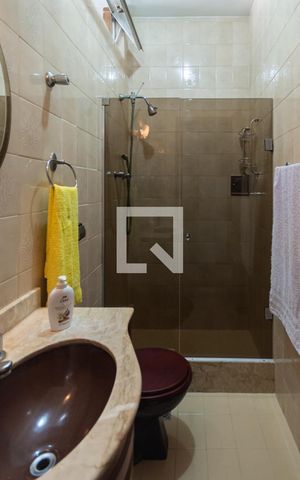 Apartamento à venda com 130m², 3 quartos e 1 vagaBanheiro 2