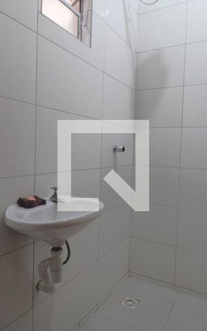 Casa para alugar com 37m², 1 quarto e sem vagaBanheiro