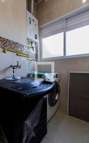 Apartamento à venda com 59m², 2 quartos e 1 vaga Apartamento à venda com 59m², 2 quartos e 1 vagaÁrea de Serviço
