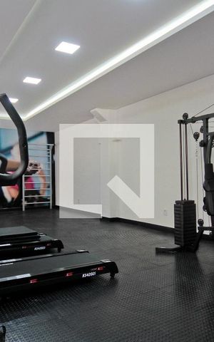 Apartamento à venda com 42m², 2 quartos e 1 vaga Apartamento à venda com 42m², 2 quartos e 1 vagaÁrea comum - Academia