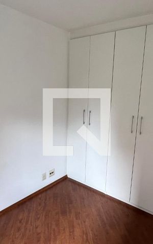 Apartamento à venda com 56m², 2 quartos e 2 vagas Apartamento à venda com 56m², 2 quartos e 2 vagasQuarto
