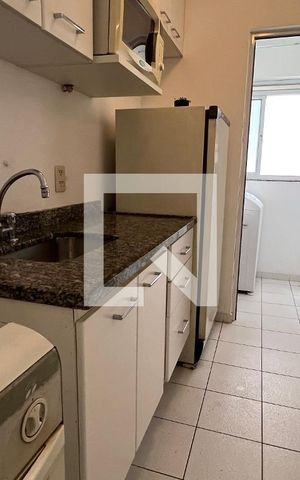 Apartamento à venda com 56m², 2 quartos e 2 vagas Apartamento à venda com 56m², 2 quartos e 2 vagasCozinha - Armários