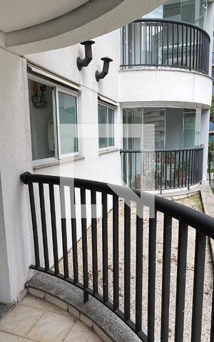 Apartamento à venda com 56m², 2 quartos e 2 vagas Apartamento à venda com 56m², 2 quartos e 2 vagasVista da Sacada