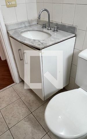Apartamento à venda com 56m², 2 quartos e 2 vagas Apartamento à venda com 56m², 2 quartos e 2 vagasBanheiro