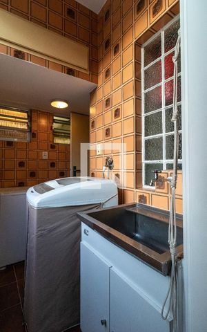 Apartamento à venda com 170m², 3 quartos e 1 vaga Apartamento à venda com 170m², 3 quartos e 1 vagaÁrea de Serviço