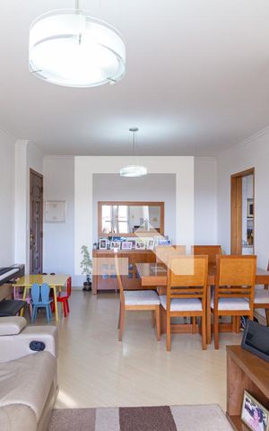 Apartamento à venda com 74m², 3 quartos e 1 vagaSala