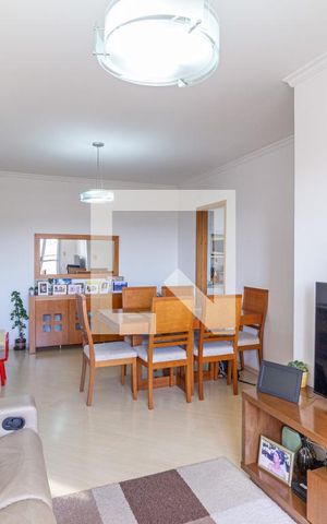 Apartamento à venda com 74m², 3 quartos e 1 vagaSala