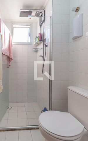 Apartamento à venda com 74m², 3 quartos e 1 vagaBanheiro da suíte
