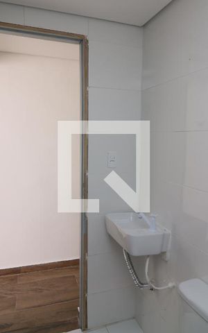 Casa para alugar com 65m², 2 quartos e sem vagaBanheiro Social 