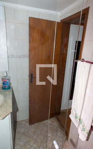 Apartamento à venda com 92m², 3 quartos e 2 vagas Apartamento à venda com 92m², 3 quartos e 2 vagasBanheiro da Suíte
