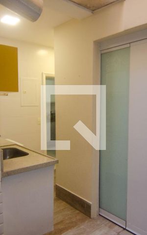 Apartamento à venda com 130m², 3 quartos e 1 vaga Apartamento à venda com 130m², 3 quartos e 1 vagaÁrea de Serviço