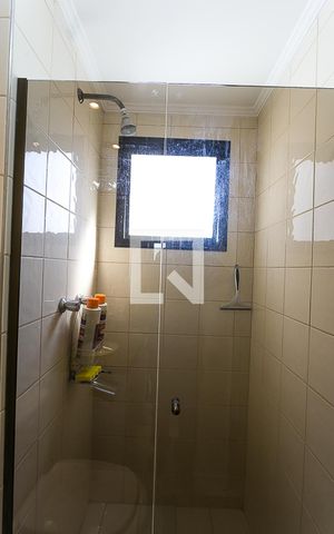 Apartamento à venda com 96m², 3 quartos e 2 vagas Apartamento à venda com 96m², 3 quartos e 2 vagasBanheiro da Suíte