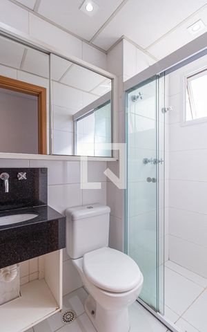 Apartamento à venda com 55m², 2 quartos e 2 vagasBanheiro da suíte