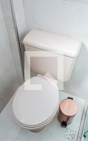Apartamento à venda com 53m², 2 quartos e 1 vaga Apartamento à venda com 53m², 2 quartos e 1 vagaBanheiro