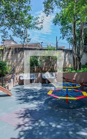 Apartamento à venda com 53m², 2 quartos e 1 vaga Apartamento à venda com 53m², 2 quartos e 1 vagaÁrea comum - Playground