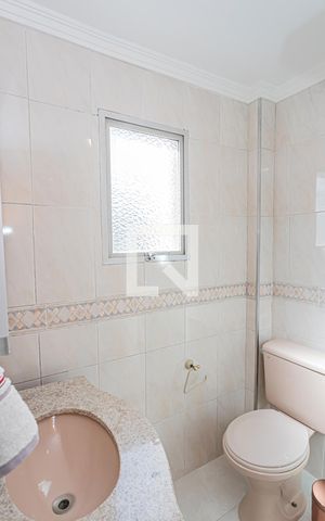 Apartamento à venda com 53m², 2 quartos e 1 vaga Apartamento à venda com 53m², 2 quartos e 1 vagaBanheiro