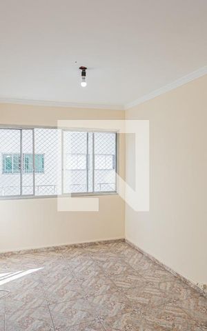 Apartamento à venda com 53m², 2 quartos e 1 vaga Apartamento à venda com 53m², 2 quartos e 1 vagaSala