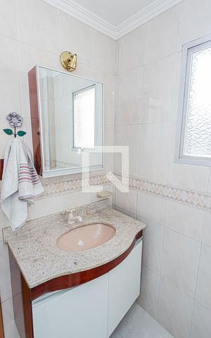 Apartamento à venda com 53m², 2 quartos e 1 vaga Apartamento à venda com 53m², 2 quartos e 1 vagaBanheiro