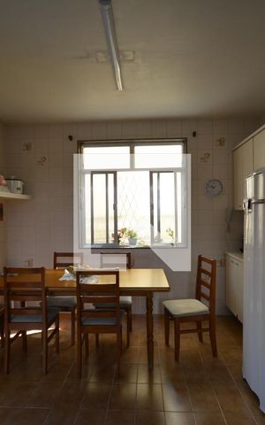 Casa à venda com 536m², 4 quartos e 2 vagasCozinha