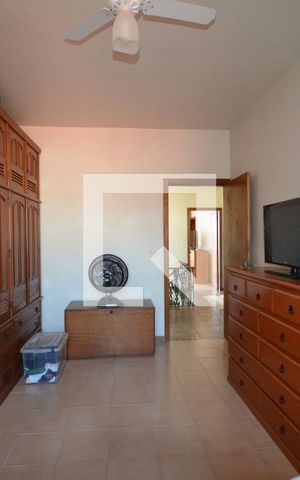 Casa à venda com 536m², 4 quartos e 2 vagasQuarto 4