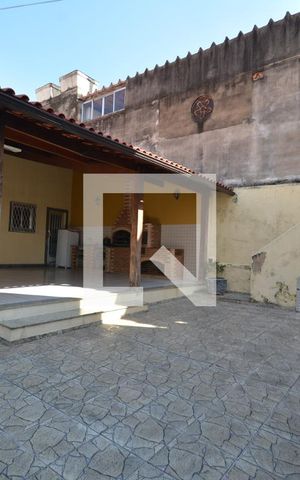 Casa à venda com 536m², 4 quartos e 2 vagasChurrasqueira