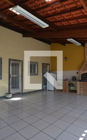 Casa à venda com 536m², 4 quartos e 2 vagasChurrasqueira