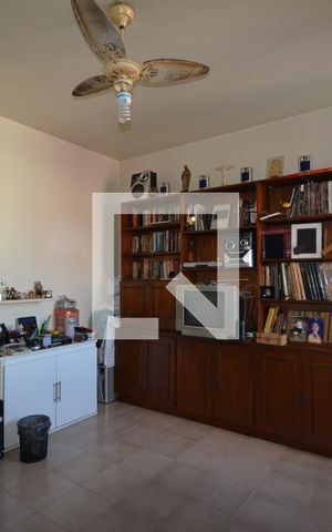 Casa à venda com 536m², 4 quartos e 2 vagasQuarto 3