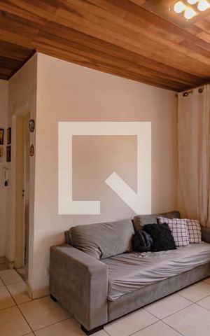 Casa para alugar com 72m², 2 quartos e sem vaga Casa para alugar com 72m², 2 quartos e sem vagaSala